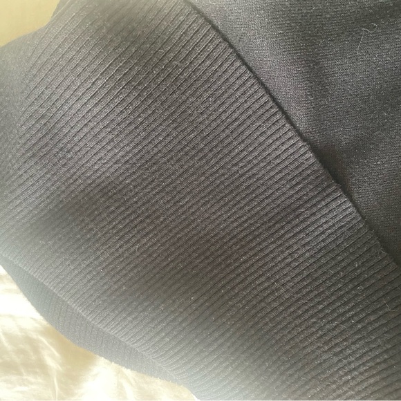 Off the shoulder sweater dress - Picture 4 of 8